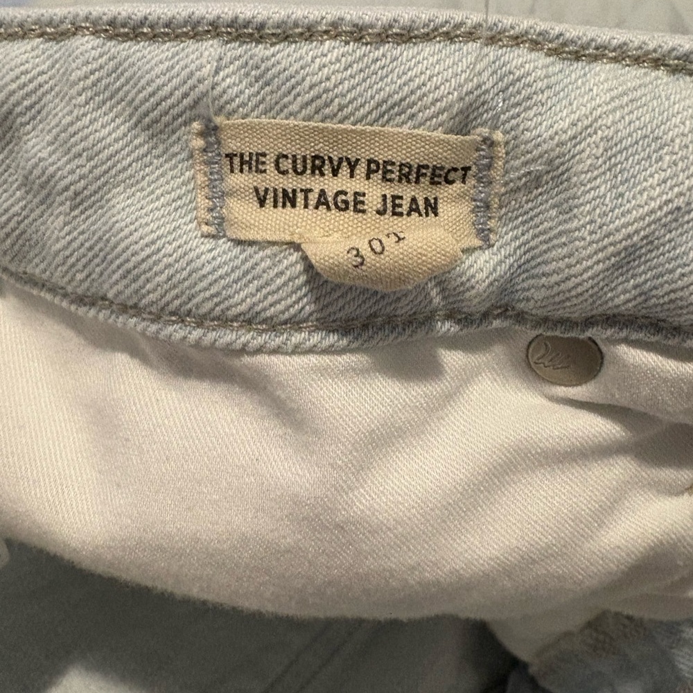Madewell Light Wash Denim Jeans - Picture 4 of 7